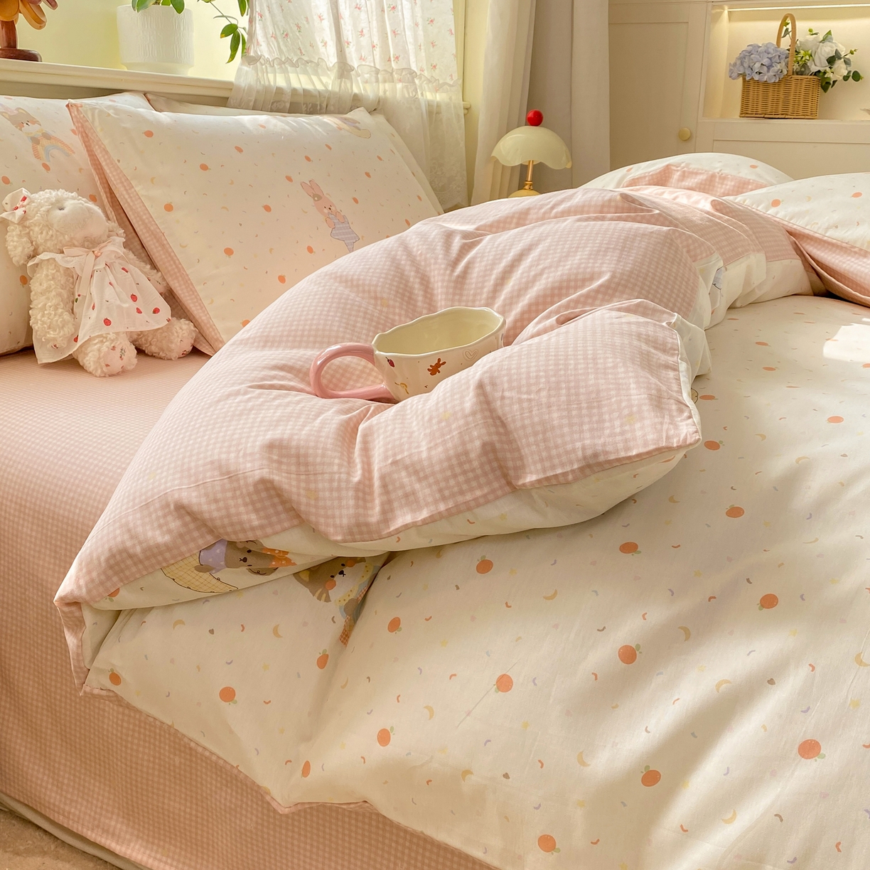 91家纺网 家纺一手货源 找家纺 红日子纺织品 2026新款12868纯棉全棉印花卡通系列四件套 橘意甜宠