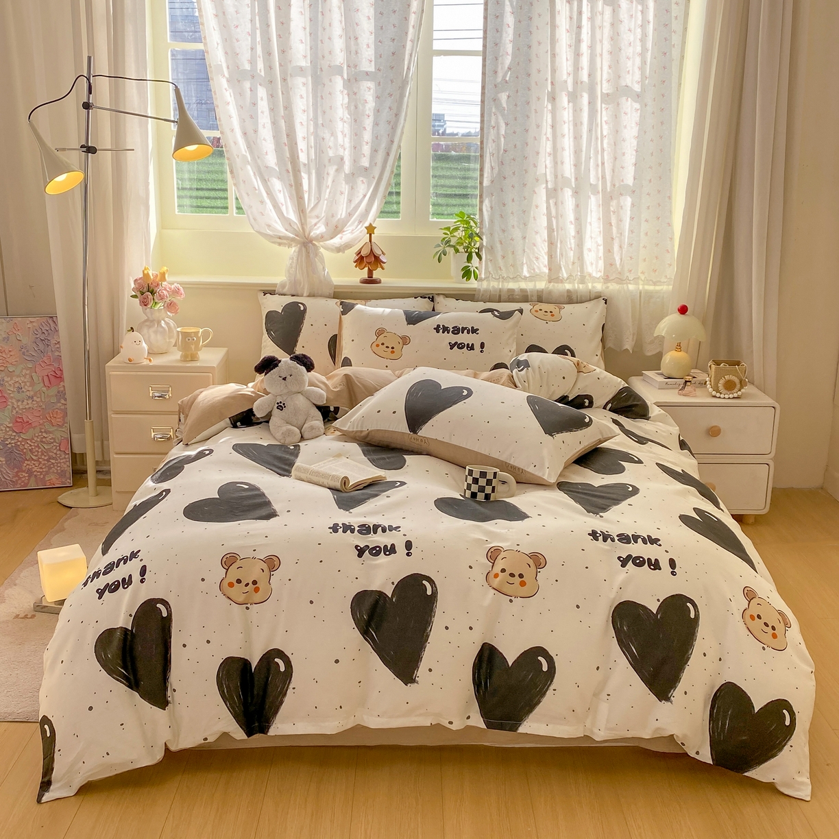 91家纺网 家纺一手货源 找家纺 红日子纺织品 2026新款12868纯棉全棉印花卡通系列四件套 萌心熊宝