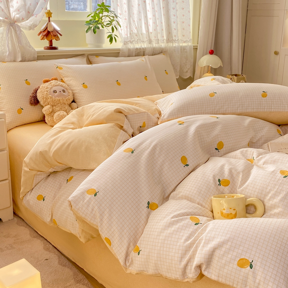 91家纺网 家纺一手货源 找家纺 红日子纺织品 2026新款12868纯棉全棉印花卡通系列四件套 柠檬小镇