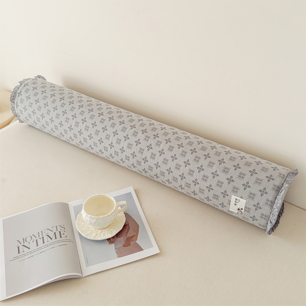 91家纺网 家纺一手货源 找家纺 麦肯锡 2025新款记忆棉圆柱伴眠长抱枕 枕头 灰色【产品图】/只