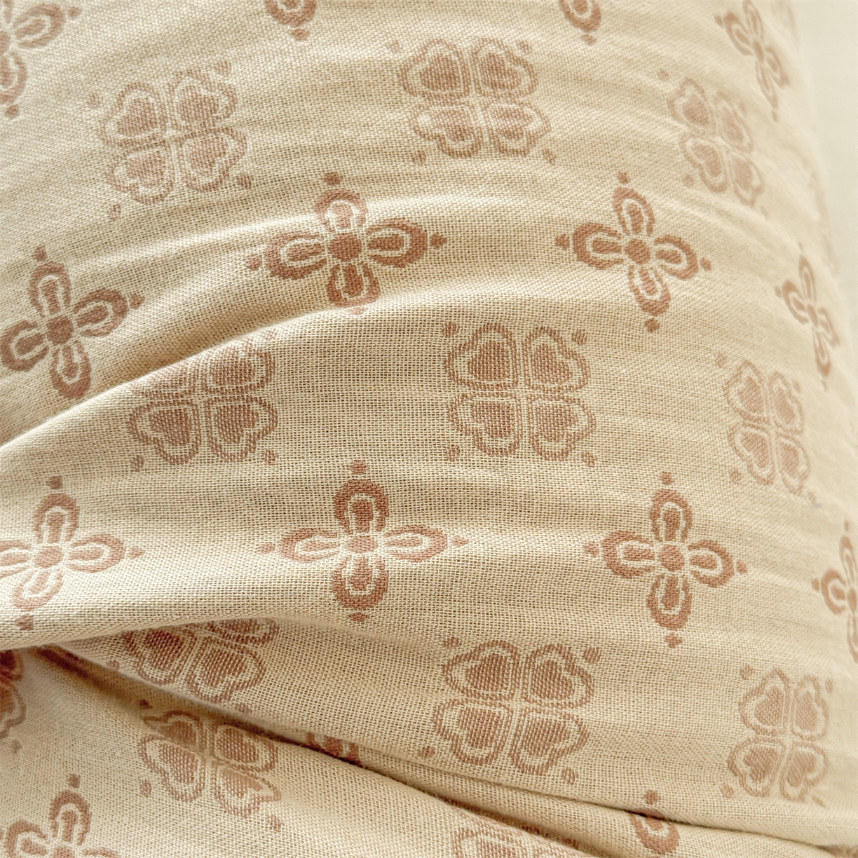 91家纺网 家纺一手货源 找家纺 麦肯锡 2025新款记忆棉圆柱伴眠长抱枕 枕头 棕色【产品图】/对