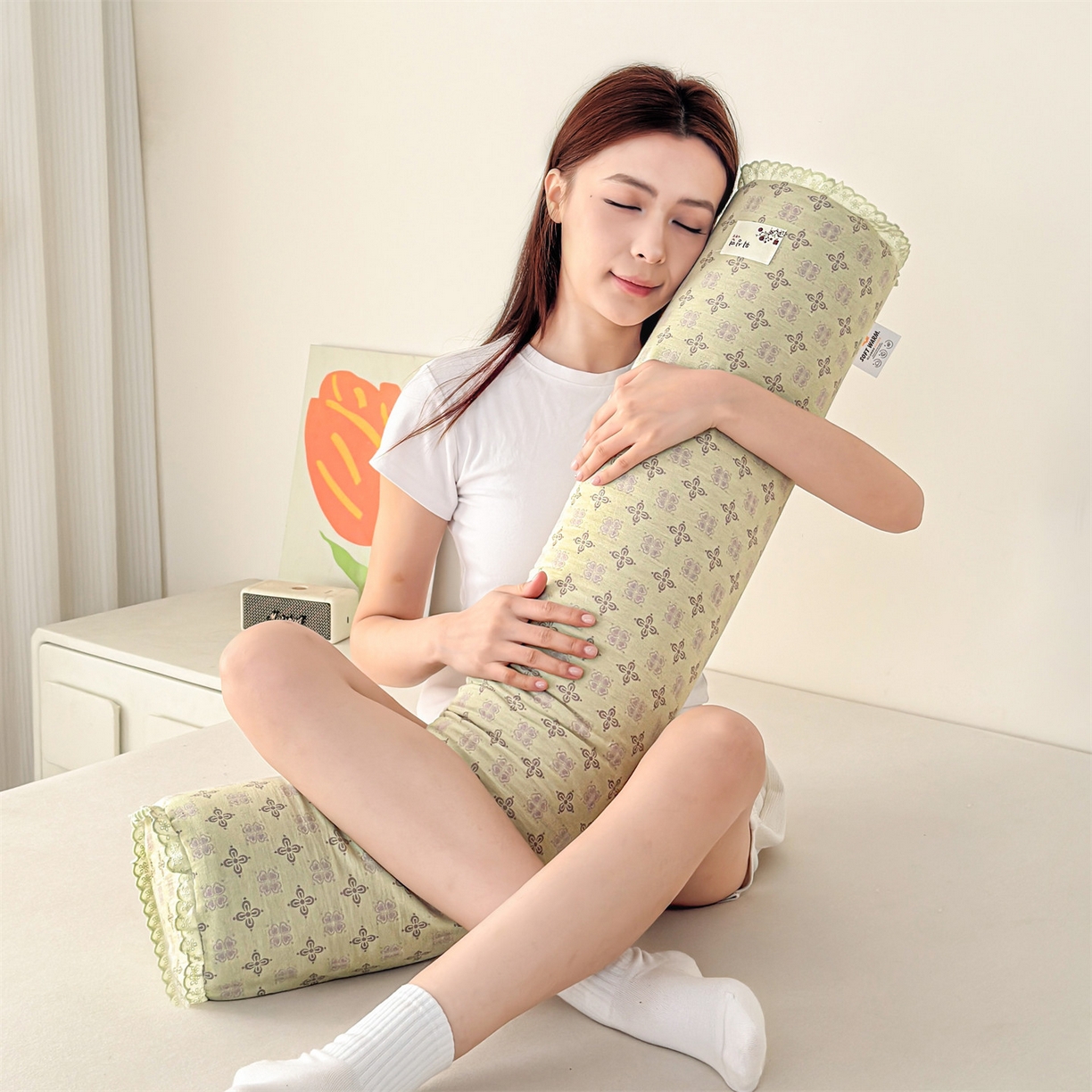 91家纺网 家纺一手货源 找家纺 麦肯锡 2025新款记忆棉圆柱伴眠长抱枕 枕头 绿色【模特图】/对