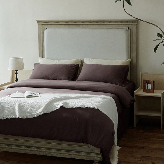 91家纺网 家纺一手货源 找家纺 子和家居 2025新款80支高密全棉双层纱四件套-云憩 云憩-乌梅紫