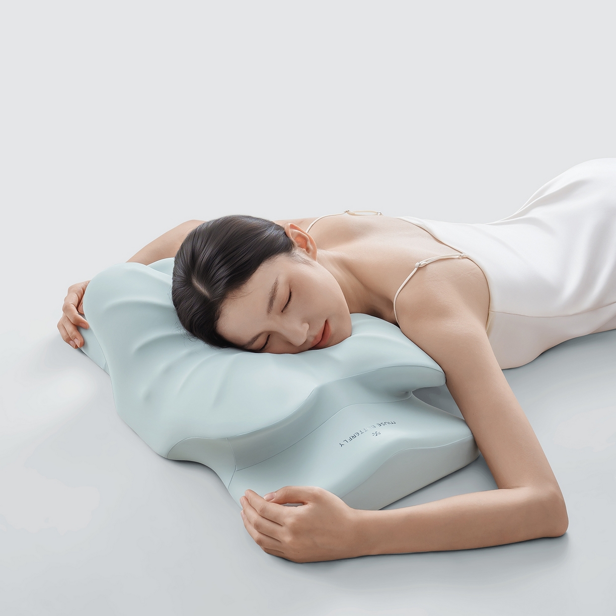 91家纺网 家纺一手货源 找家纺 （总）可恩欣 2025新款零压舒颈蝴蝶枕枕头枕芯