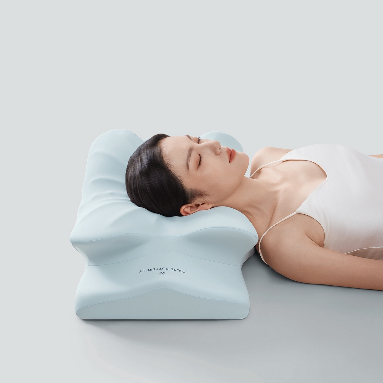 91家纺网 家纺一手货源 找家纺 可恩欣 2025新款零压舒颈蝴蝶枕枕头枕芯 海洋蓝