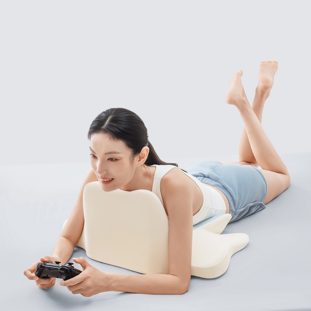 91家纺网 家纺一手货源 找家纺 可恩欣 2025新款躺玩多功能趴睡枕枕头枕芯 天空蓝