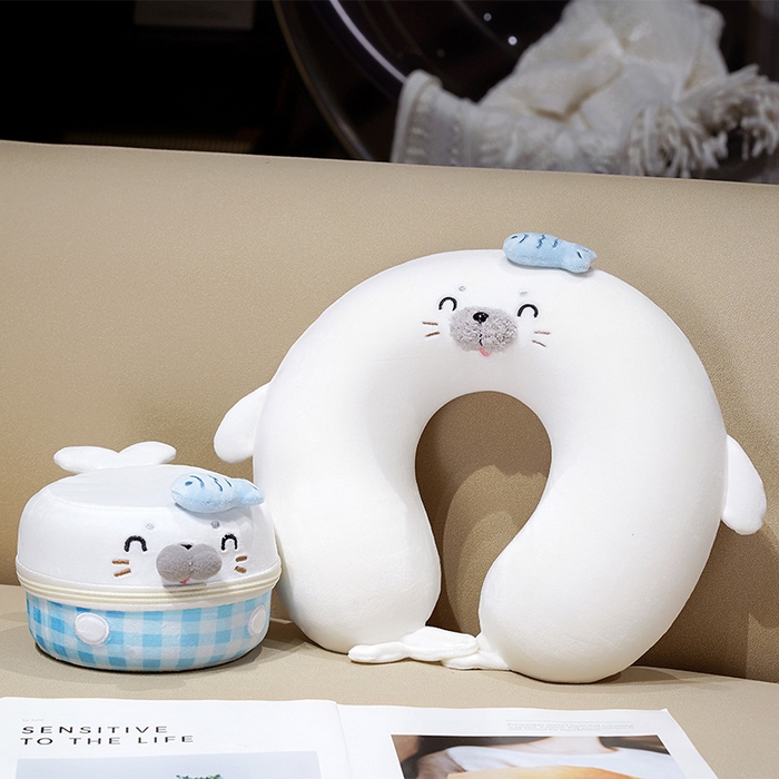 91家纺网 家纺一手货源 找家纺 （总）仟亿莱 2025新款萌萌海豹记忆棉U枕枕头枕芯