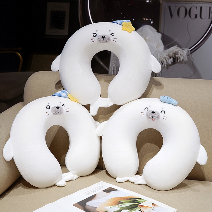 91家纺网 家纺一手货源 找家纺 仟亿莱 2025新款萌萌海豹记忆棉U枕枕头枕芯 组合图（仅供展示不可下单）