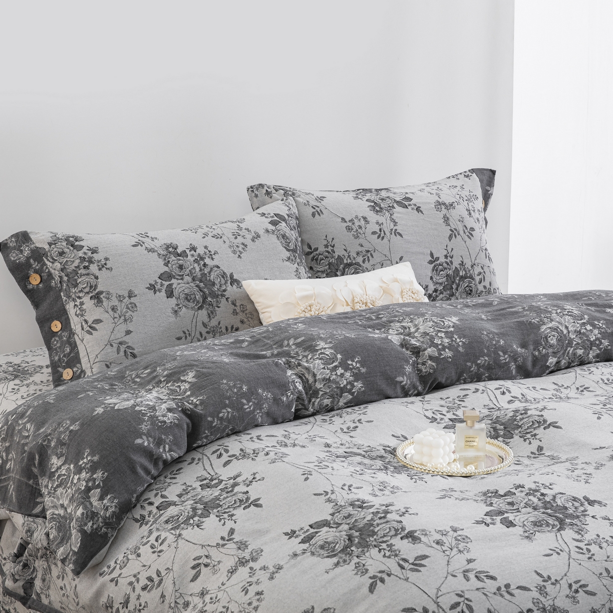 91家纺网 家纺一手货源 找家纺 双层纱家居 2025新款小清新双层纱四件套 春雨灰白