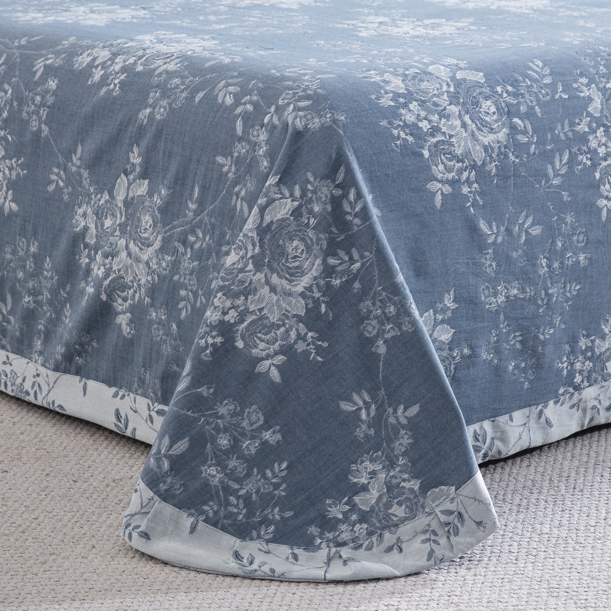 91家纺网 家纺一手货源 找家纺 双层纱家居 2025新款小清新双层纱四件套 春雨蓝