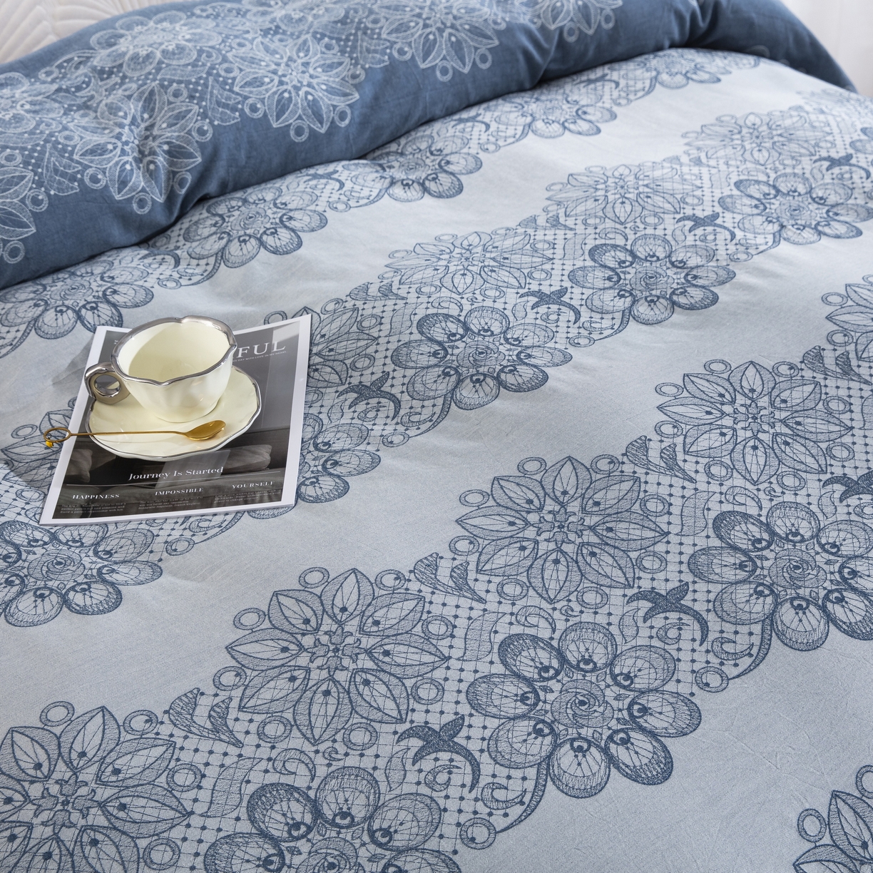 91家纺网 家纺一手货源 找家纺 双层纱家居 2025新款小清新双层纱四件套 兰亭序蓝白