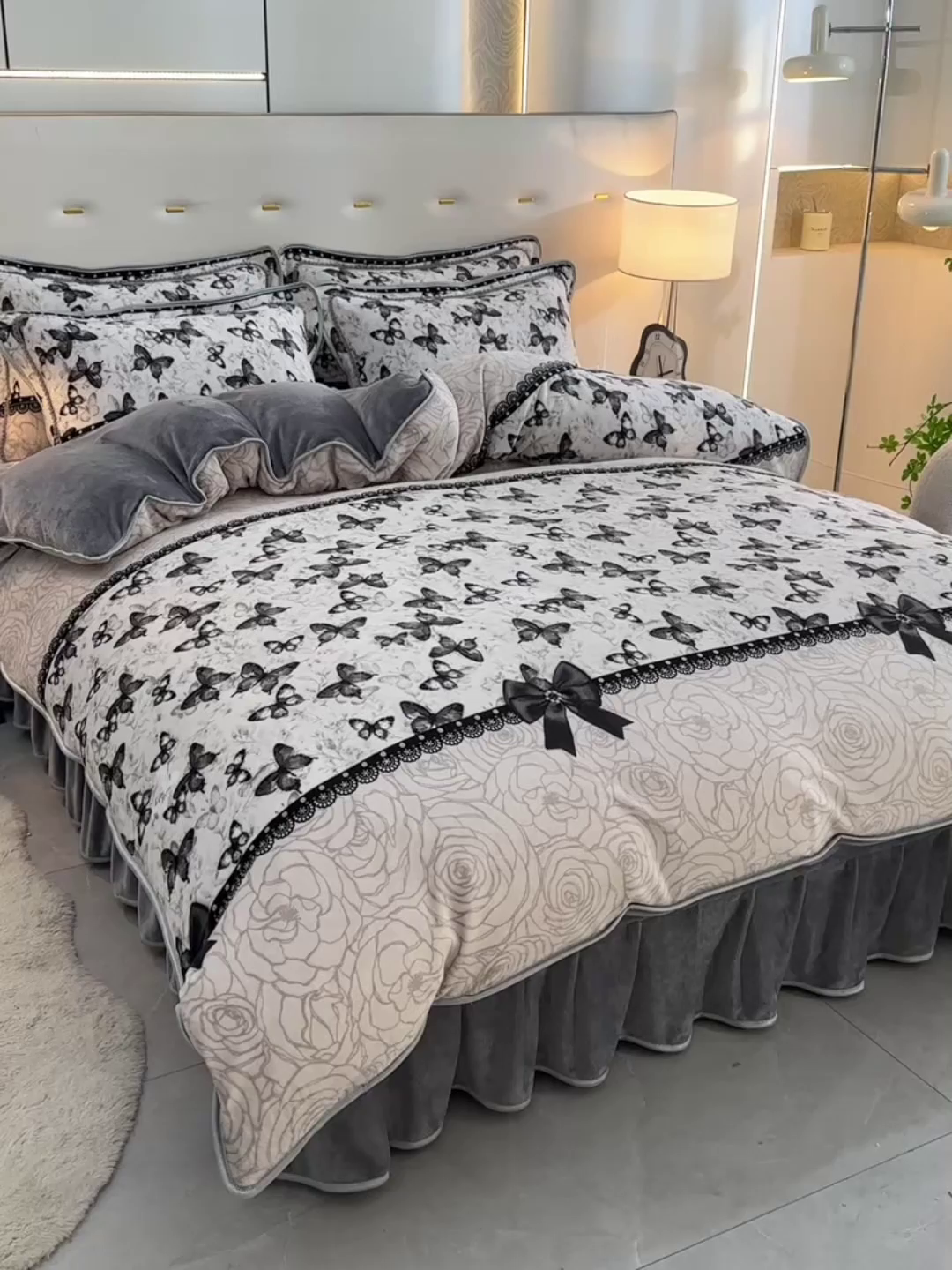 91家纺网 家纺一手货源 找家纺 曼尼家纺 2025新款7斤高克重牛奶绒四件套 蝶栖云汀