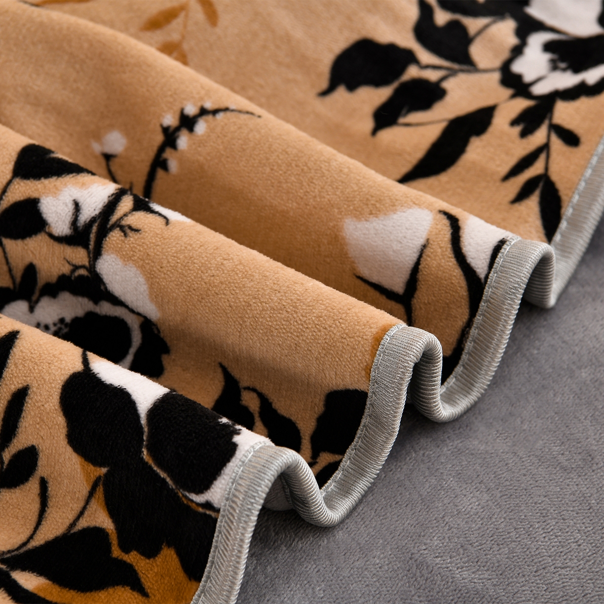 91家纺网 家纺一手货源 找家纺 曼尼家纺 2025新款7斤高克重牛奶绒四件套 柔暖棉花