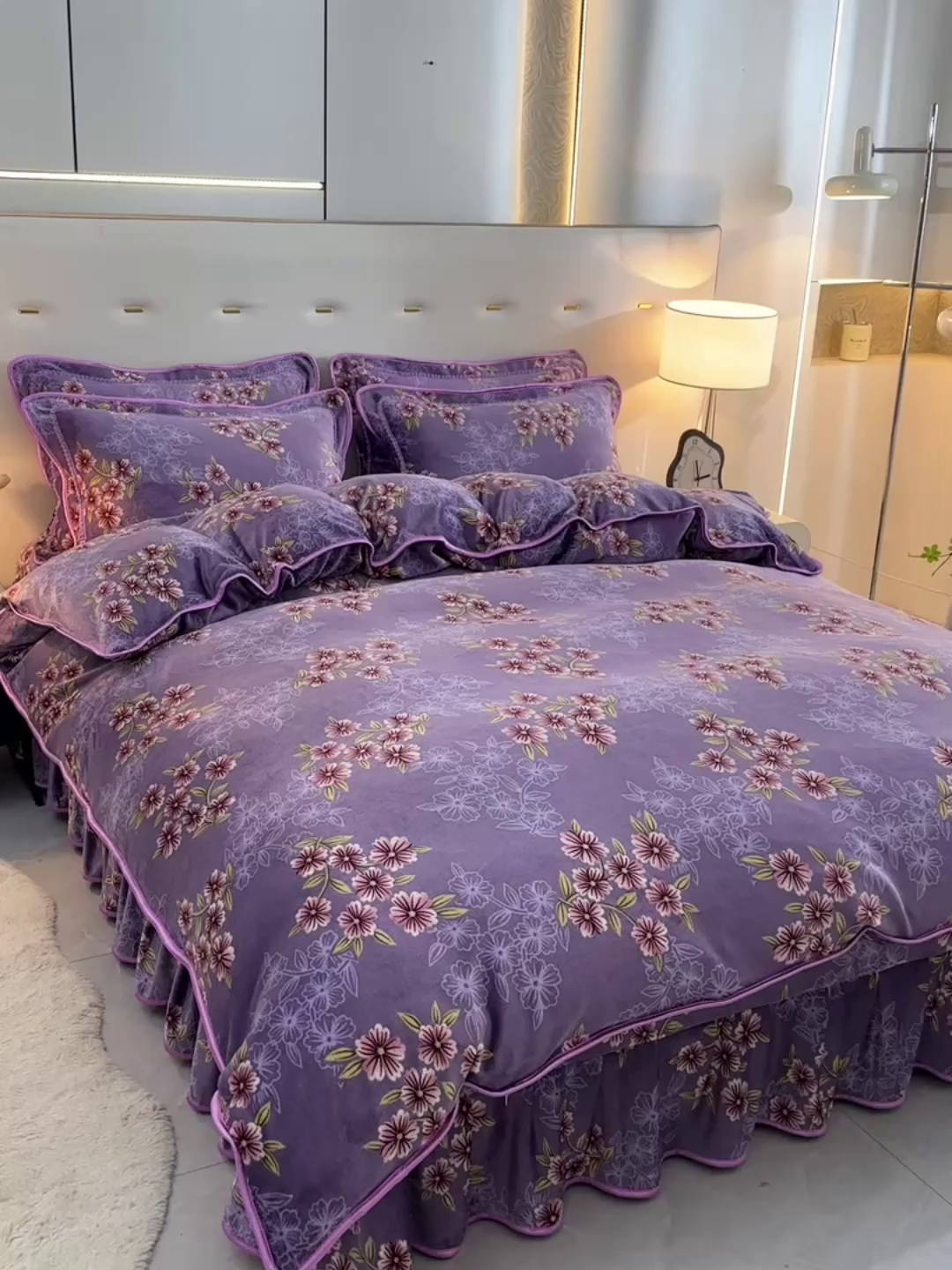 91家纺网 家纺一手货源 找家纺 曼尼家纺 2025新款7斤高克重牛奶绒四件套 妩媚樱花