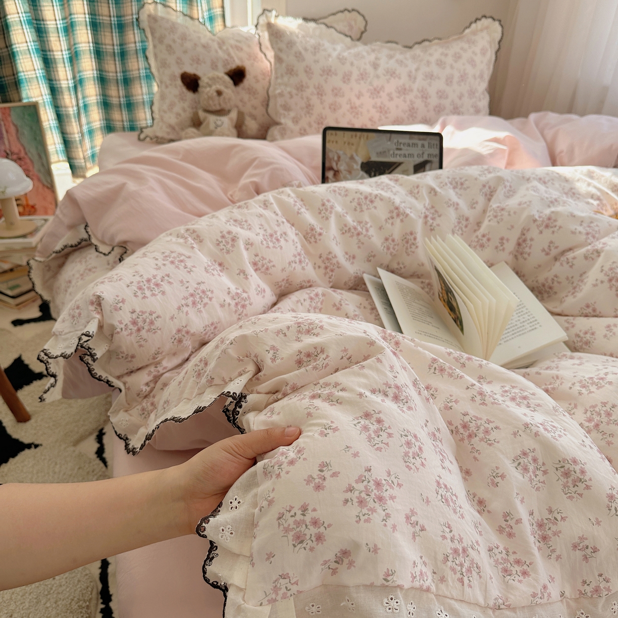 91家纺网 家纺一手货源 找家纺 凯洛奇 2026新款仿棉古法水洗棉复古法式花边四件套 粉黛花