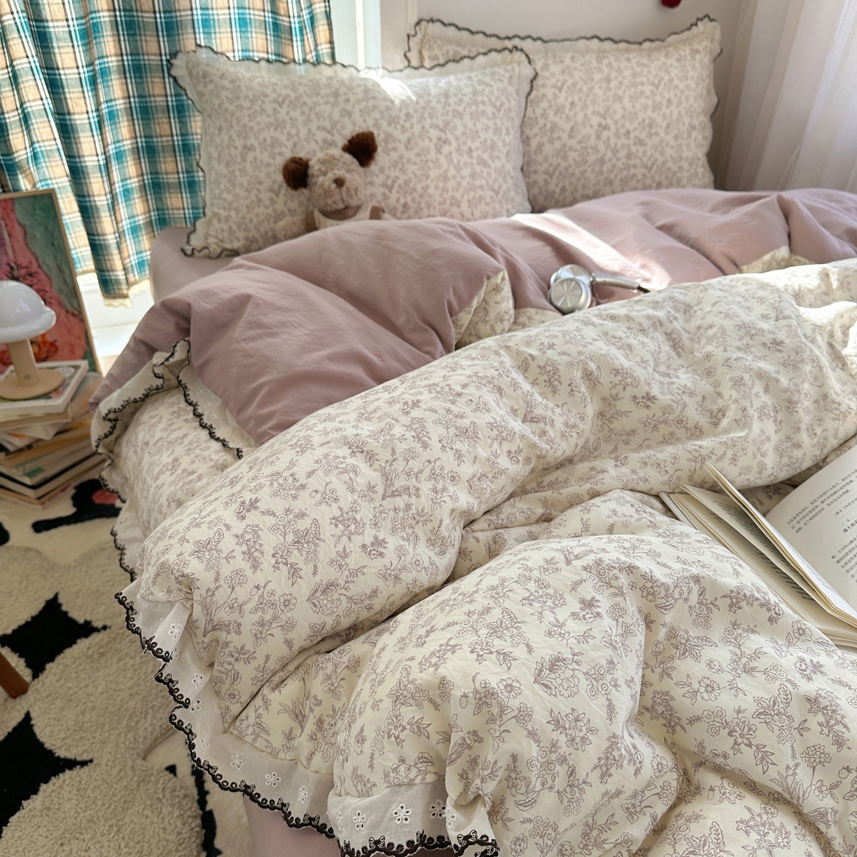 91家纺网 家纺一手货源 找家纺 凯洛奇 2026新款仿棉古法水洗棉复古法式花边四件套 紫铃兰