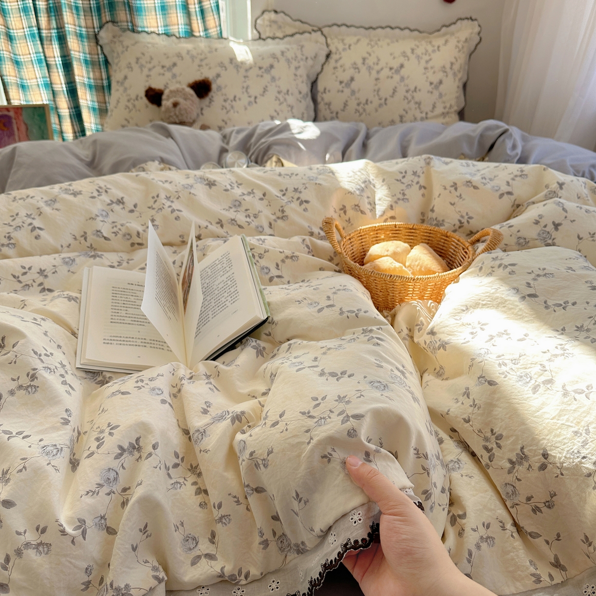 91家纺网 家纺一手货源 找家纺 凯洛奇 2026新款仿棉古法水洗棉复古法式花边四件套 花漫里