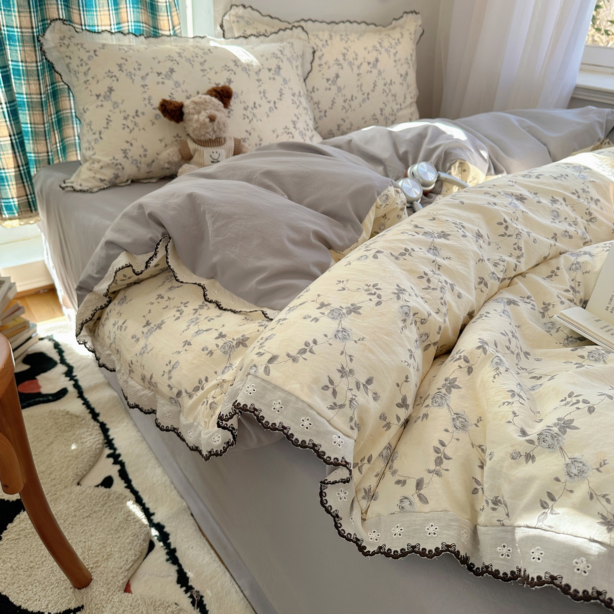 91家纺网 家纺一手货源 找家纺 凯洛奇 2026新款仿棉古法水洗棉复古法式花边四件套 花漫里