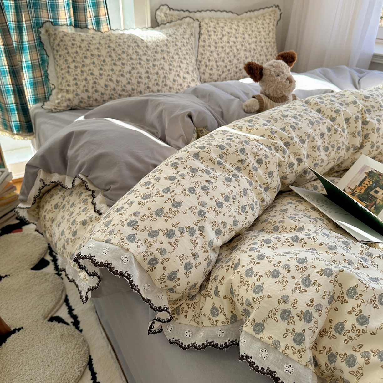 91家纺网 家纺一手货源 找家纺 凯洛奇 2026新款仿棉古法水洗棉复古法式花边四件套 花春晓