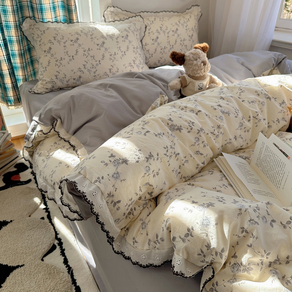 91家纺网 家纺一手货源 找家纺 凯洛奇 2026新款仿棉古法水洗棉复古法式花边四件套 花漫里