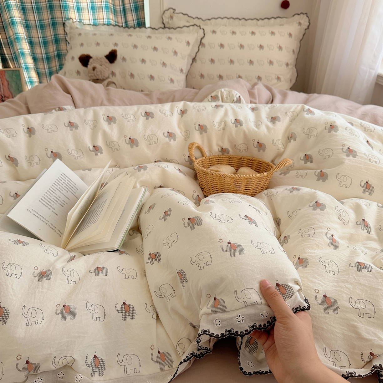 91家纺网 家纺一手货源 找家纺 凯洛奇 2026新款仿棉古法水洗棉复古法式花边四件套 萌趣象