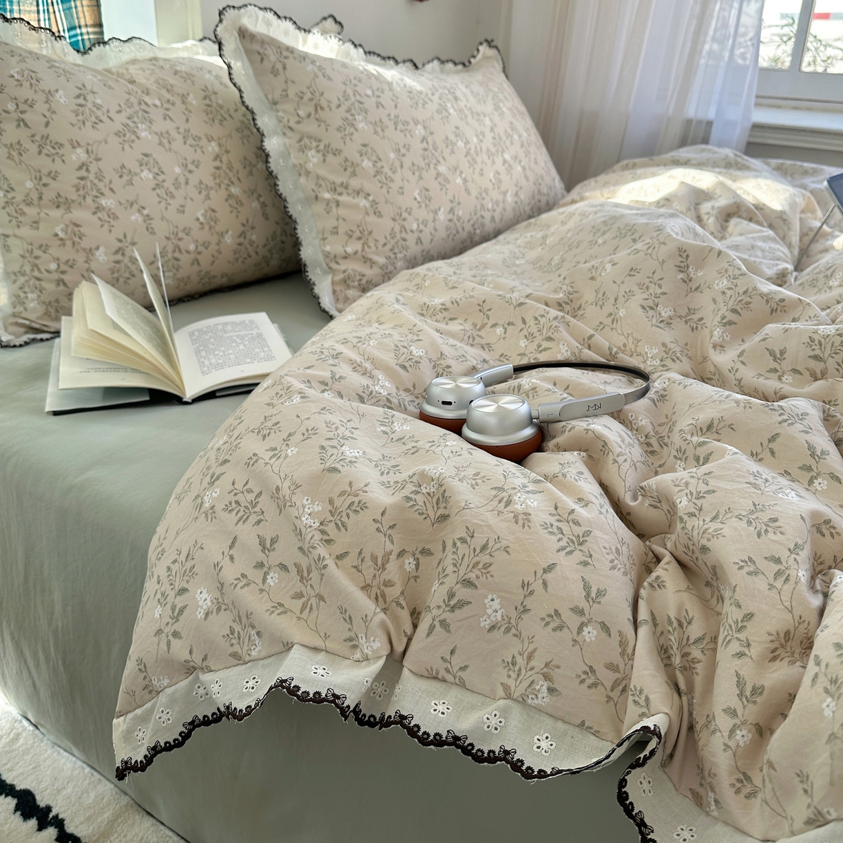 91家纺网 家纺一手货源 找家纺 凯洛奇 2026新款仿棉古法水洗棉复古法式花边四件套 春风里