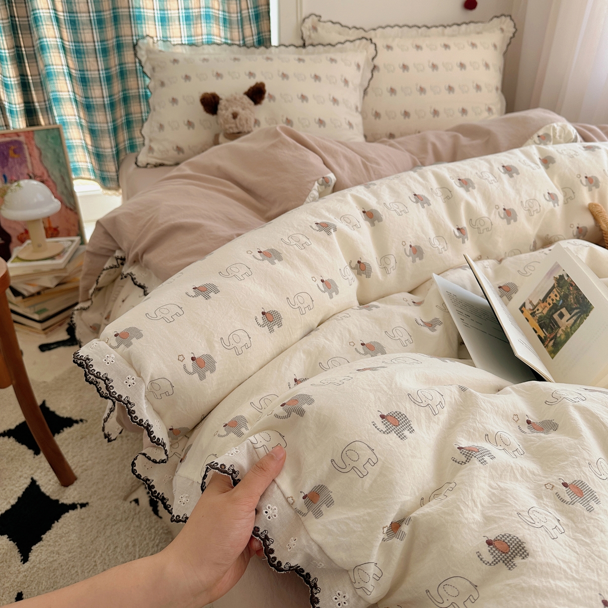 91家纺网 家纺一手货源 找家纺 凯洛奇 2026新款仿棉古法水洗棉复古法式花边四件套 萌趣象