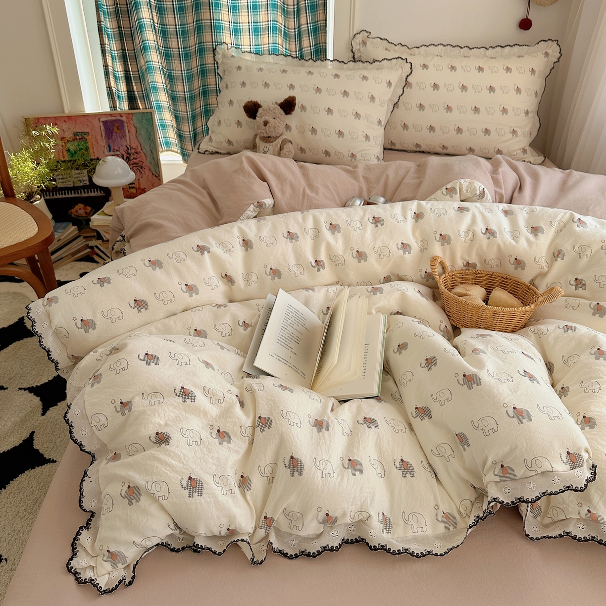 91家纺网 家纺一手货源 找家纺 凯洛奇 2026新款仿棉古法水洗棉复古法式花边四件套 萌趣象