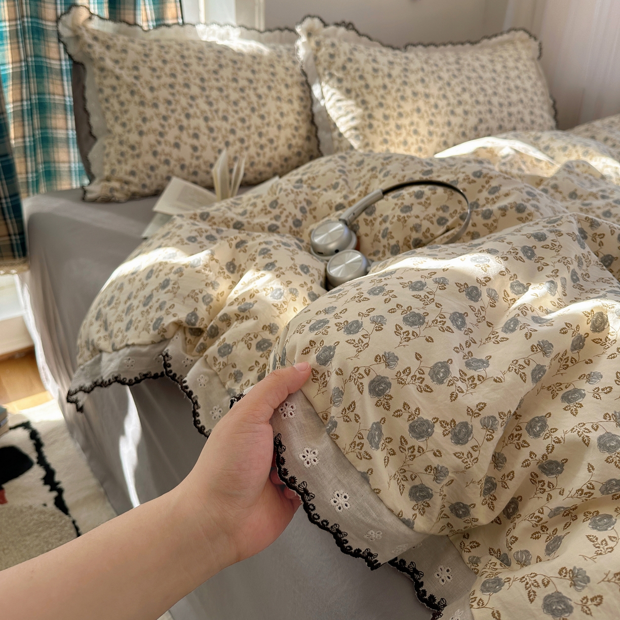 91家纺网 家纺一手货源 找家纺 凯洛奇 2026新款仿棉古法水洗棉复古法式花边四件套 花春晓