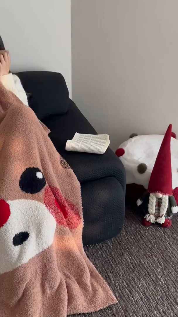 91家纺网 家纺一手货源 找家纺 觅糖家纺 2025新款圣诞限定暖绒盖毯 靡靡小鹿