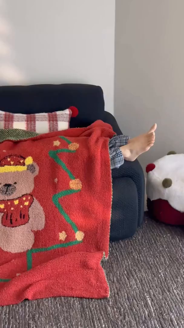 91家纺网 家纺一手货源 找家纺 觅糖家纺 2025新款圣诞限定暖绒盖毯 圣诞小熊