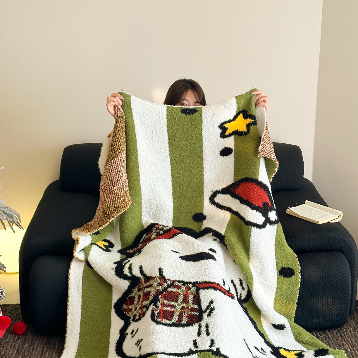 91家纺网 家纺一手货源 找家纺 觅糖家纺 2025新款圣诞限定暖绒盖毯 暖冬小狗