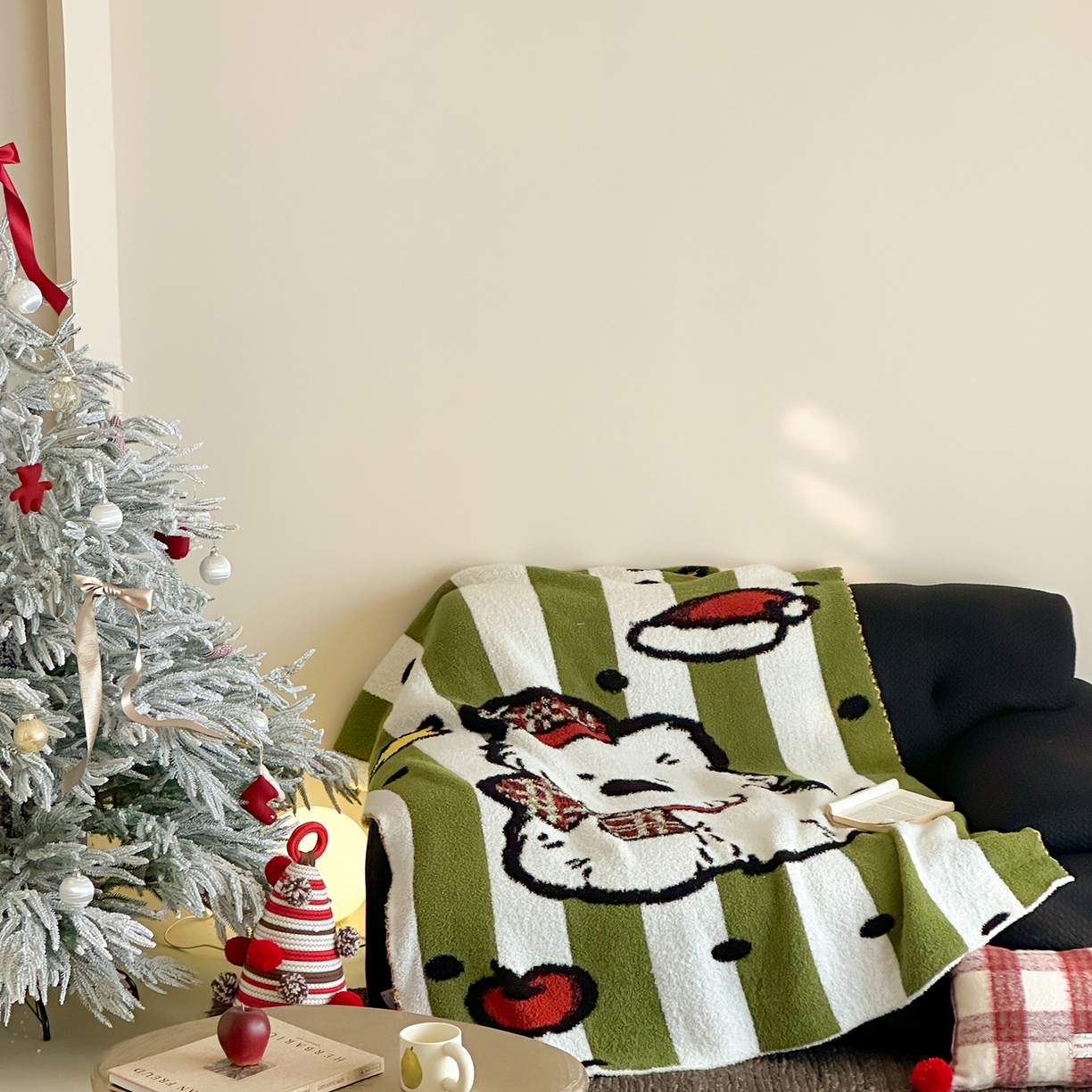 91家纺网 家纺一手货源 找家纺 觅糖家纺 2025新款圣诞限定暖绒盖毯 暖冬小狗