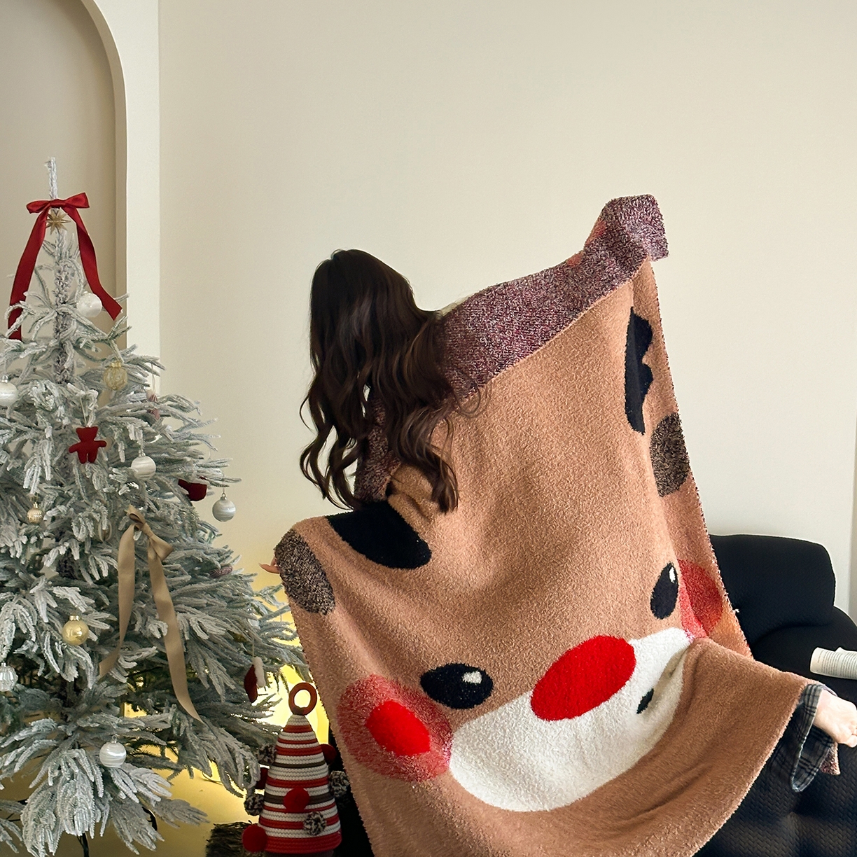 91家纺网 家纺一手货源 找家纺 觅糖家纺 2025新款圣诞限定暖绒盖毯 靡靡小鹿