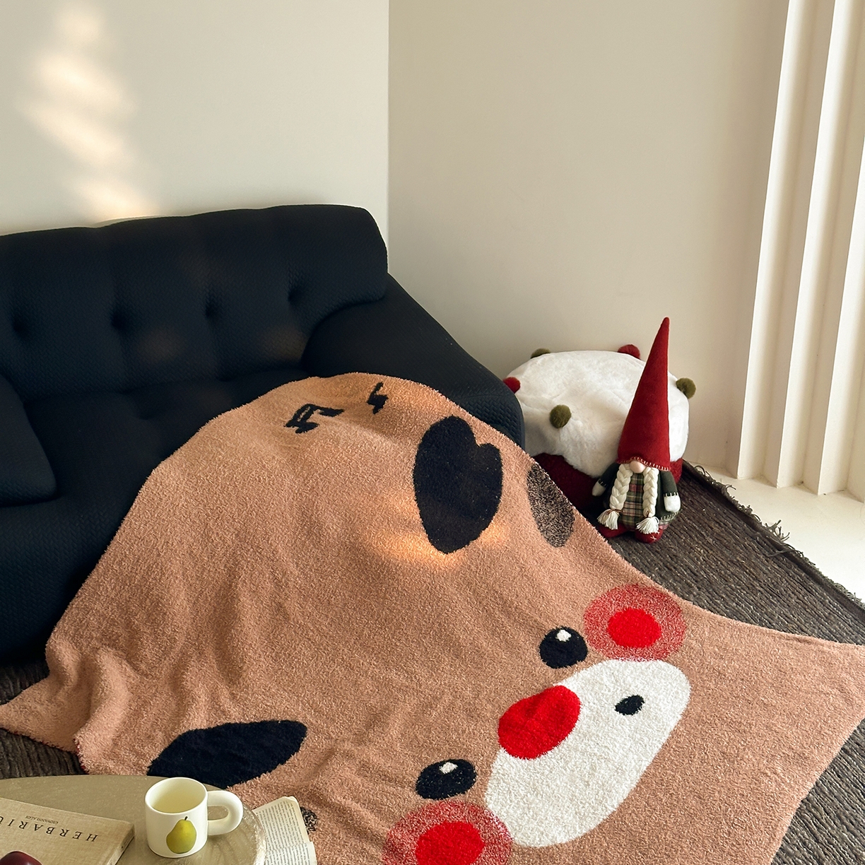 91家纺网 家纺一手货源 找家纺 觅糖家纺 2025新款圣诞限定暖绒盖毯 靡靡小鹿
