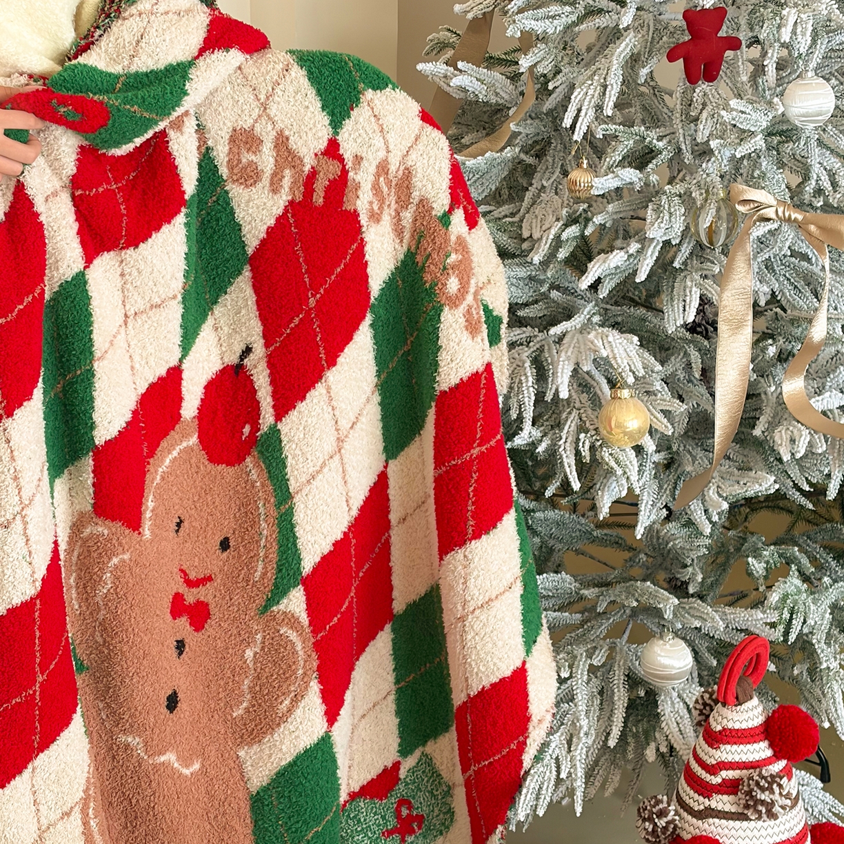 91家纺网 家纺一手货源 找家纺 觅糖家纺 2025新款圣诞限定暖绒盖毯 圣诞姜饼菱