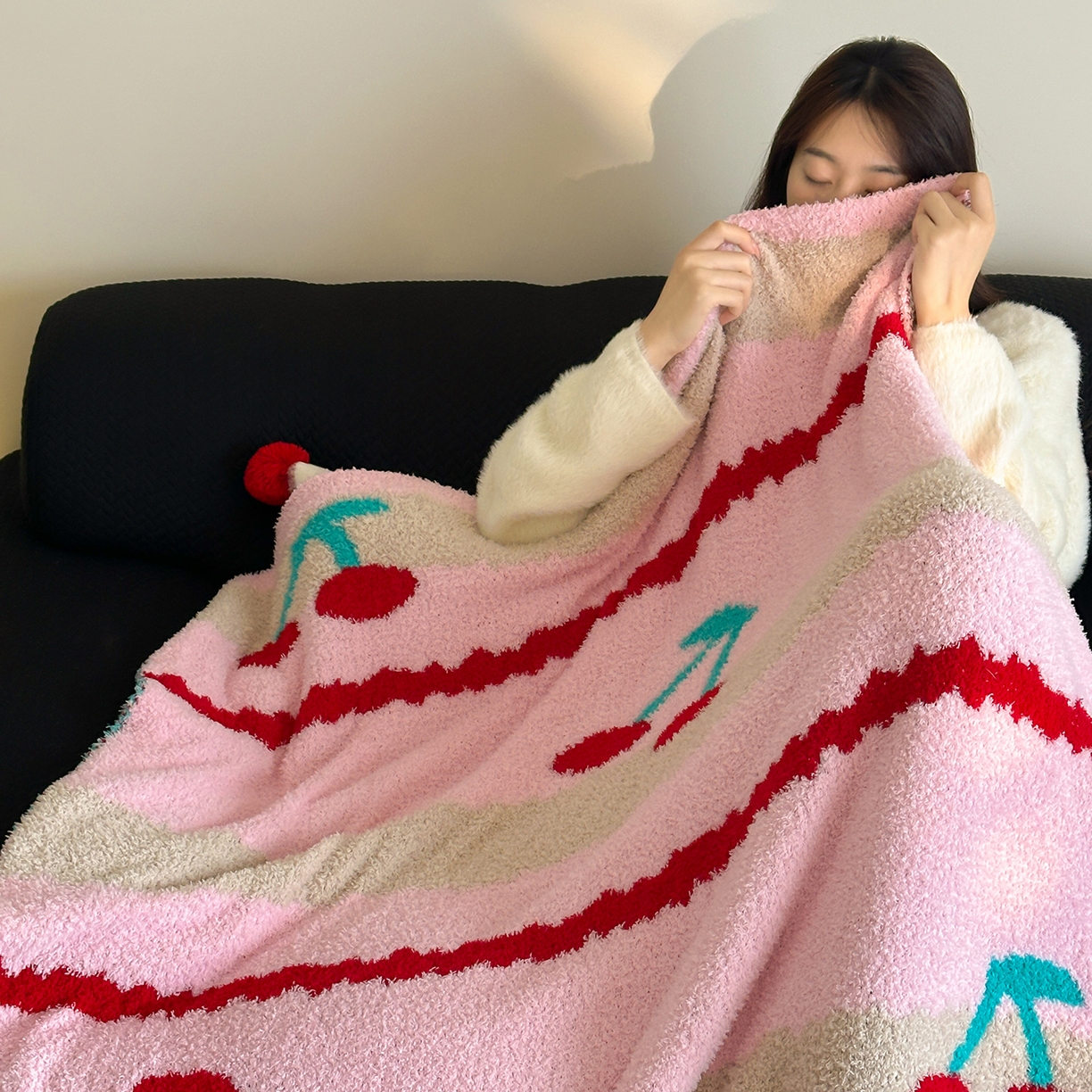 91家纺网 家纺一手货源 找家纺 觅糖家纺 2025新款圣诞限定暖绒盖毯 粉樱日记