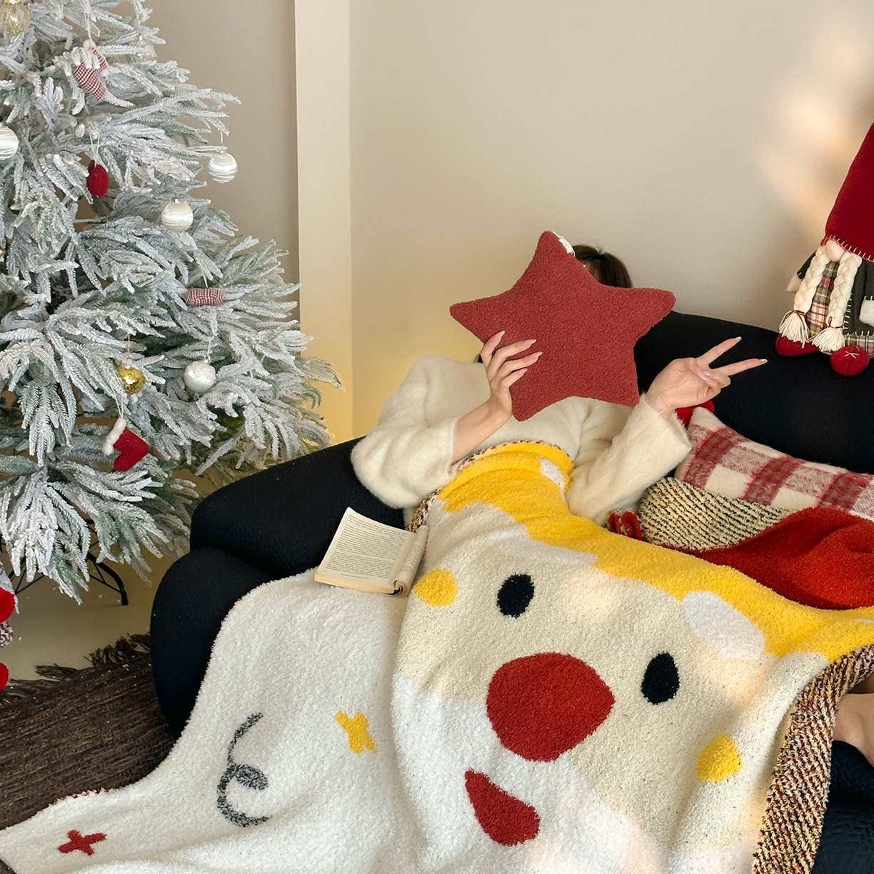 91家纺网 家纺一手货源 找家纺 觅糖家纺 2025新款圣诞限定暖绒盖毯 圣诞雪翁