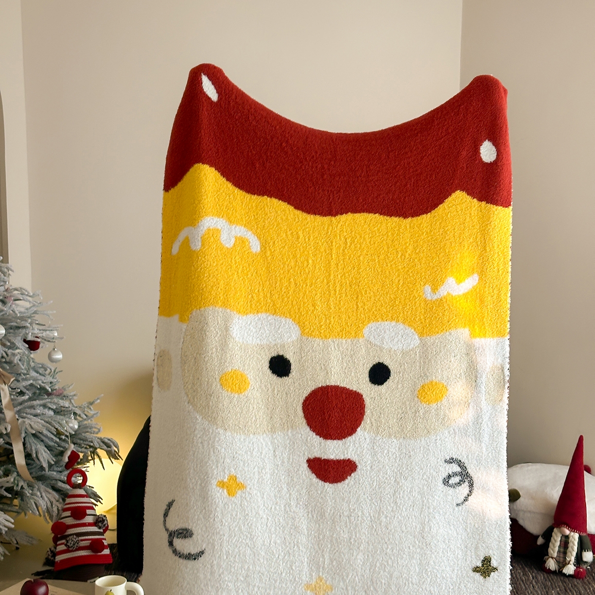 91家纺网 家纺一手货源 找家纺 觅糖家纺 2025新款圣诞限定暖绒盖毯 圣诞雪翁