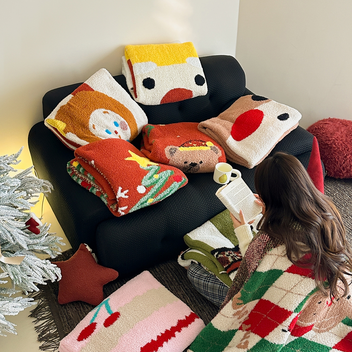 91家纺网 家纺一手货源 找家纺 觅糖家纺 2025新款圣诞限定暖绒盖毯 组合