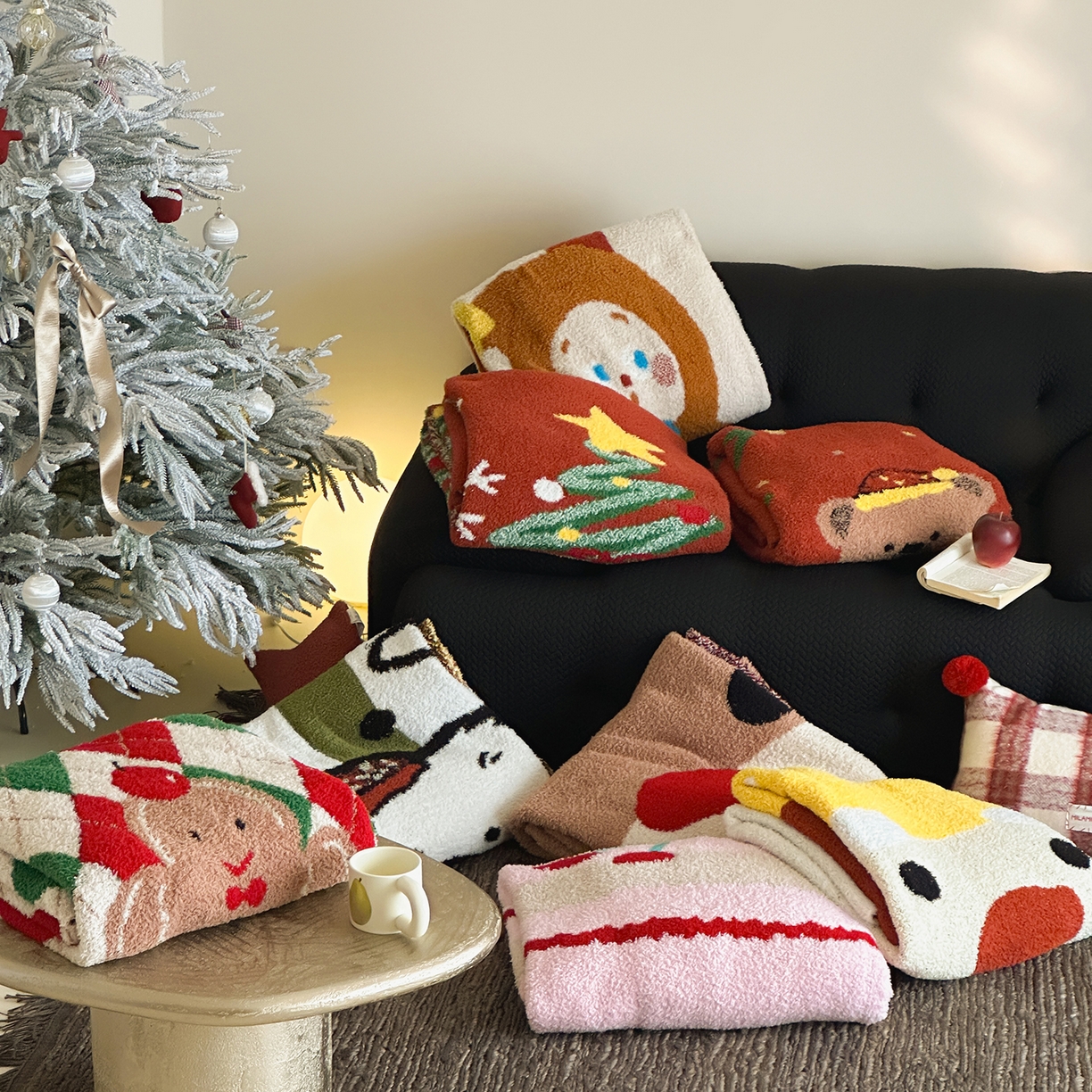 91家纺网 家纺一手货源 找家纺 觅糖家纺 2025新款圣诞限定暖绒盖毯 组合
