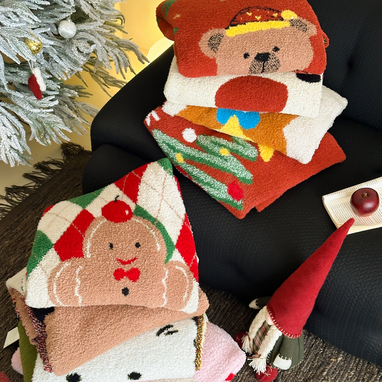 91家纺网 家纺一手货源 找家纺 觅糖家纺 2025新款圣诞限定暖绒盖毯 组合