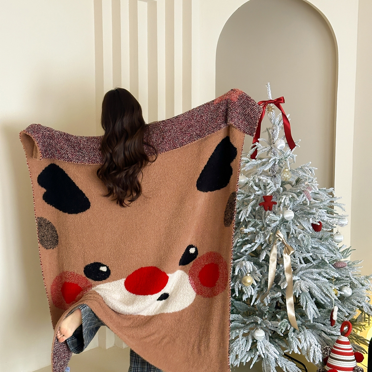 91家纺网 家纺一手货源 找家纺 觅糖家纺 2025新款圣诞限定暖绒盖毯 靡靡小鹿