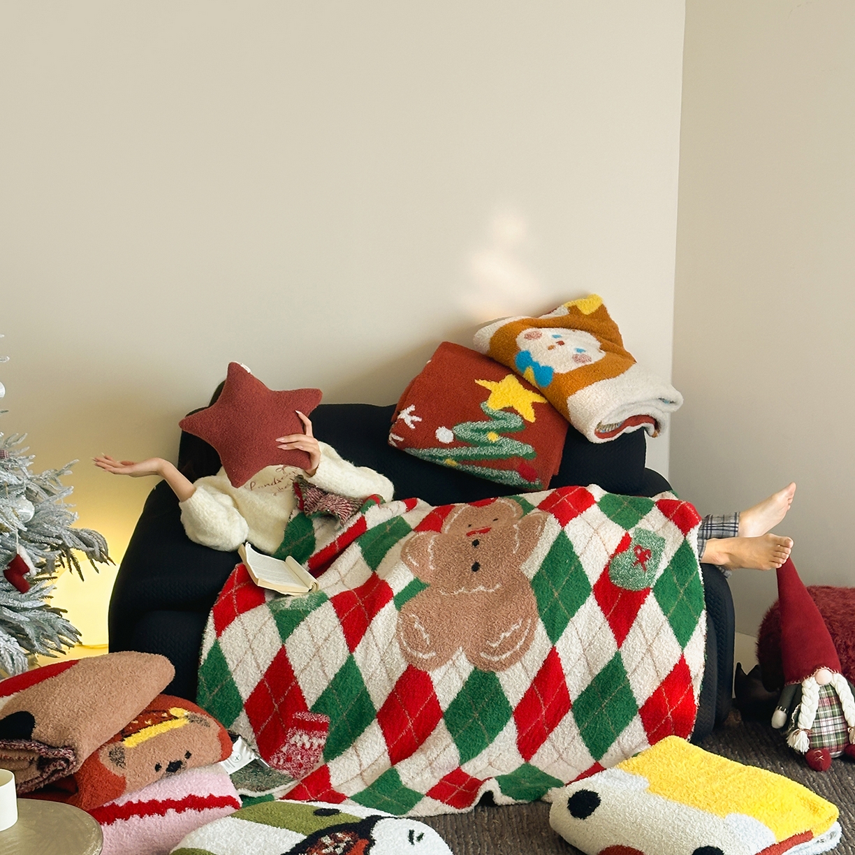 91家纺网 家纺一手货源 找家纺 （总）觅糖家纺 2025新款圣诞限定暖绒盖毯