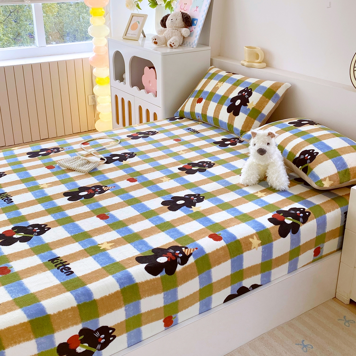 91家纺网 家纺一手货源 找家纺 葡萄家 2025年新款新增花型牛奶绒印花单床笠萌系卡通单品床笠床笠单件 哈曼猫