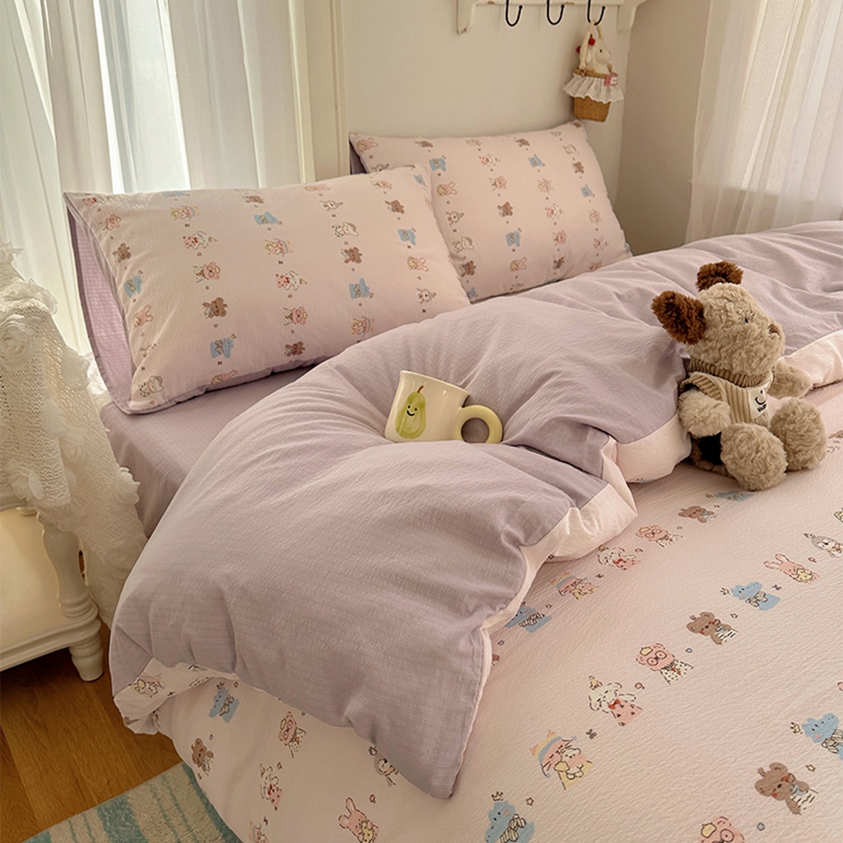 91家纺网 家纺一手货源 找家纺 贝扬思家纺 2025新款敲可爱的奶呼呼云感双层纱简约四件套系列-超级治愈~ 动物游园