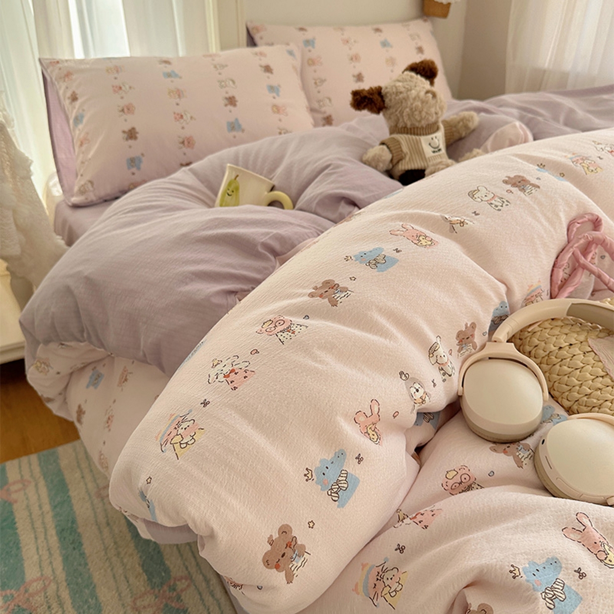 91家纺网 家纺一手货源 找家纺 贝扬思家纺 2025新款敲可爱的奶呼呼云感双层纱简约四件套系列-超级治愈~ 动物游园