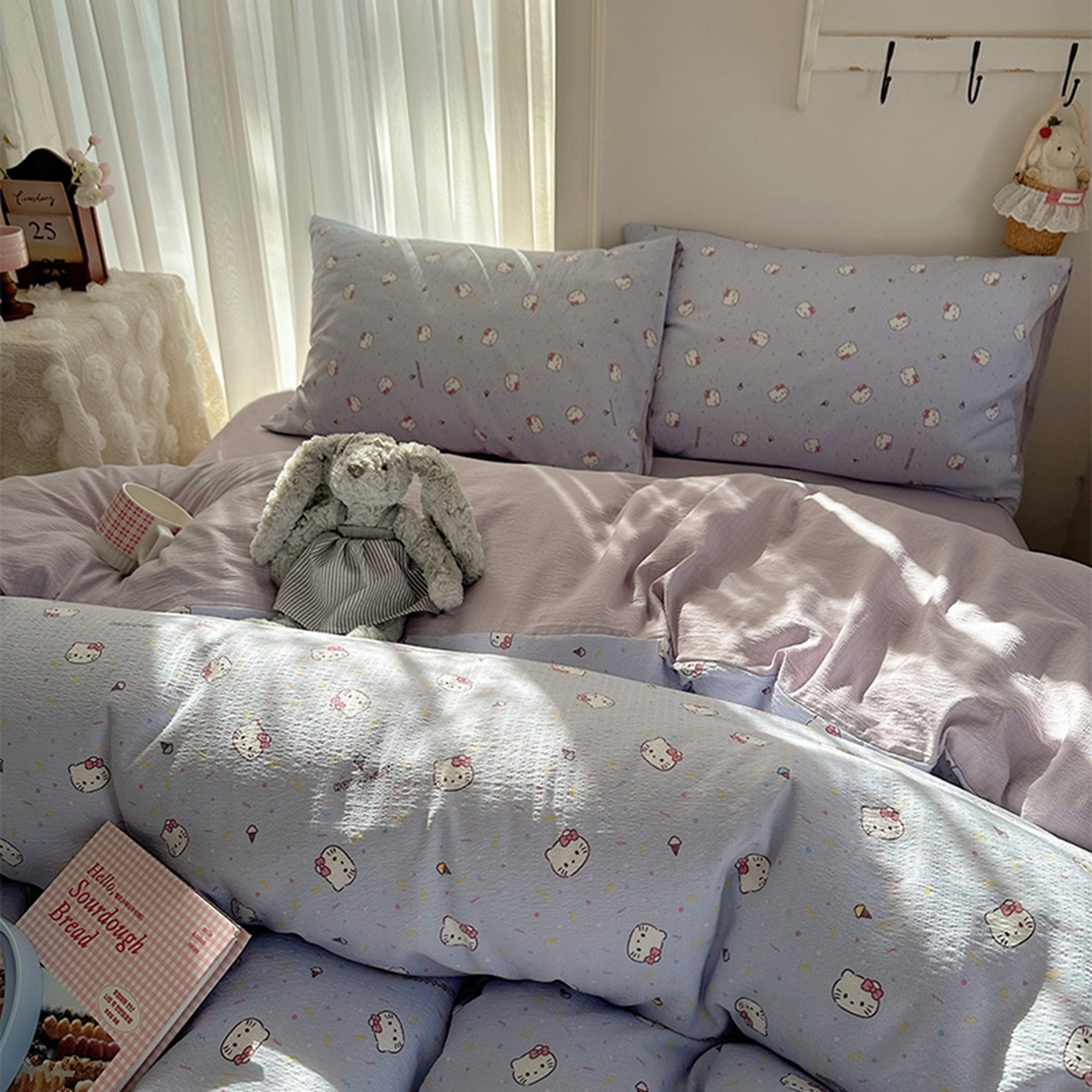 91家纺网 家纺一手货源 找家纺 贝扬思家纺 2025新款敲可爱的奶呼呼云感双层纱简约四件套系列-超级治愈~ 蓝莓奶糖