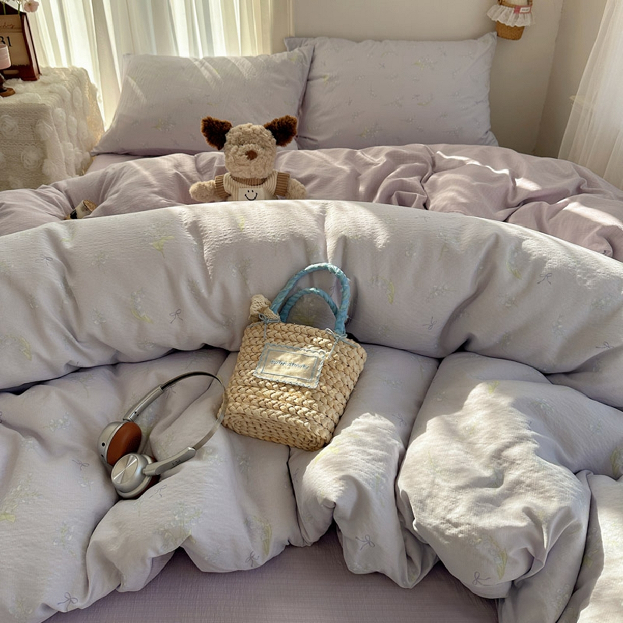 91家纺网 家纺一手货源 找家纺 贝扬思家纺 2025新款敲可爱的奶呼呼云感双层纱简约四件套系列-超级治愈~ 铃兰结