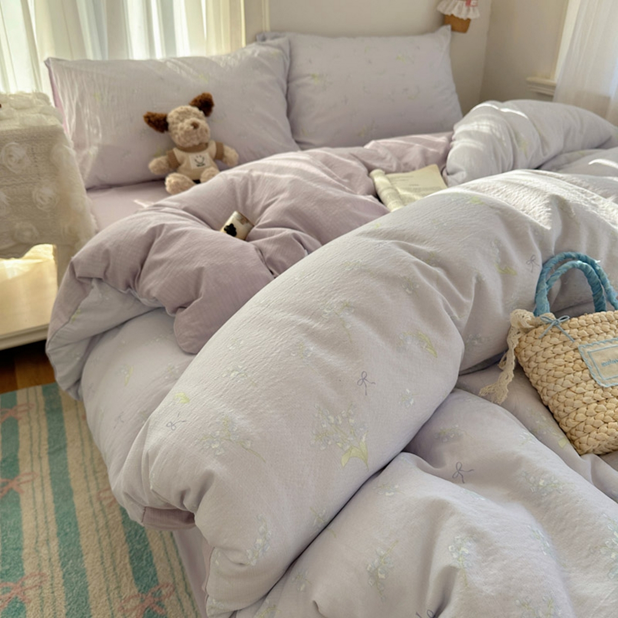 91家纺网 家纺一手货源 找家纺 贝扬思家纺 2025新款敲可爱的奶呼呼云感双层纱简约四件套系列-超级治愈~ 铃兰结